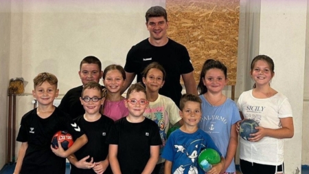 Se fac înscrieri la Fabrica de Campioni