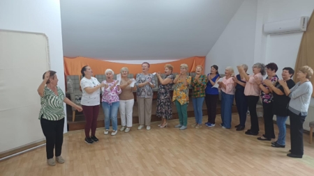 Au reînceput cursurile de dans pentru seniorii băimăreni!