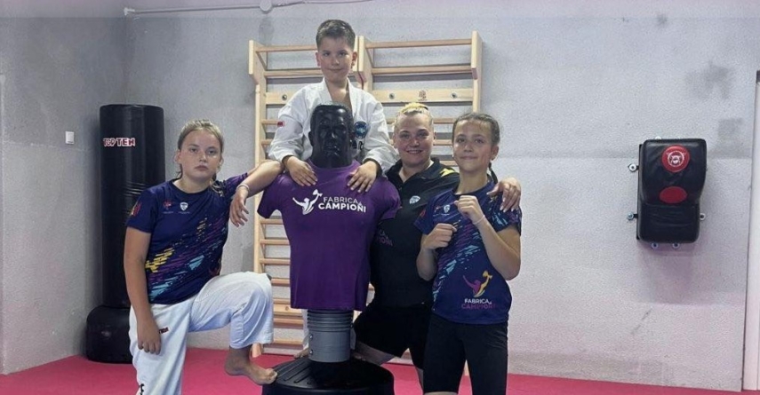 Se fac înscrieri pentru copii la taekwondo, la Fabrica de Campioni