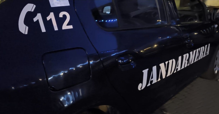 Scandal într-un local din Baia Mare. Un bărbat a fost luat pe sus de jandarmi și dus la poliție