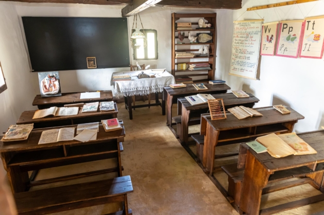 Muzeul și școala, împreună pentru educație- mesajul transmis de Muzeul Județean de Etnografie și Artă Populară Maramureș pentru elevi și dascăli