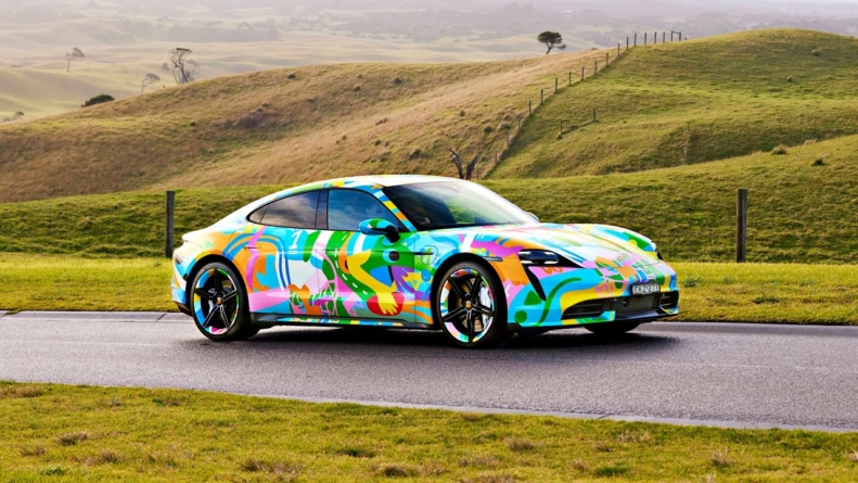 ART&DRIVE- expoziție de artă și tuning auto, un nou concept în România