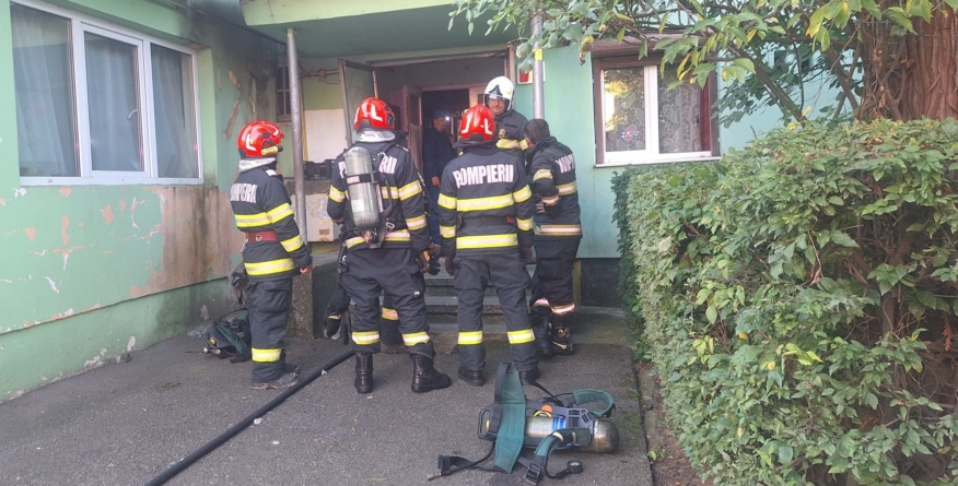 Bărbat rănit într-un incendiu izbucnit într-un apartament din Baia Mare