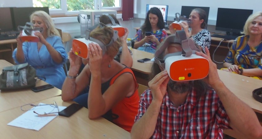 Profesori de la Colegiul de Arte la specializare digitală