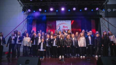 Școala de Muzică RoxMusic vă invită la un spectacol muzical și sportiv