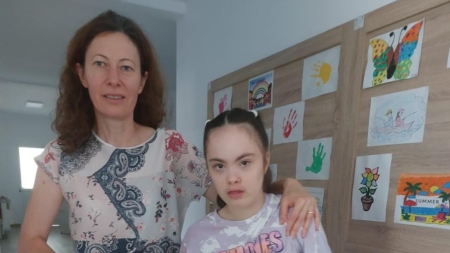 Rodica Nicoară, logoped la Centrul Luchian: despre curajul de a începe un drum nou și bucuria de a-ți găsi vocația chiar și atunci când viața pare deja așezată