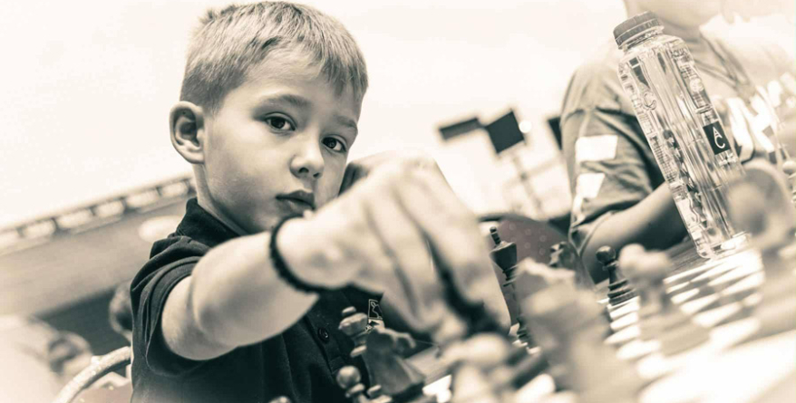 În weekend: Academia de Șah Maramureș, performanțe remarcabile la concursuri din Craiova, Cluj și Baia Mare