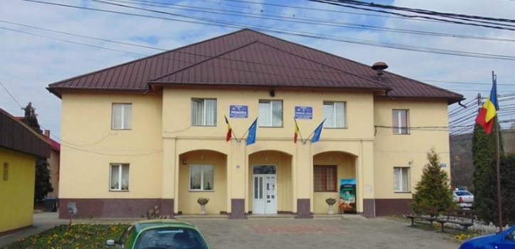 Serată dansantă la Casa de Cultură din Tăuții Măgherăuș