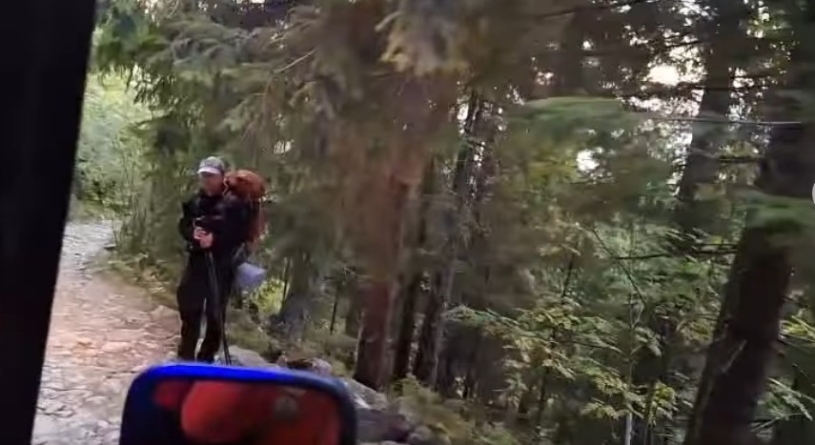 Intervenție a salvamontiștilor în Pietrosul Rodnei în sprijinul unui turist polonez epuizat