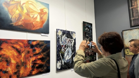 STUDIO STUDENȚESC: Expoziție de pictură și grafică la Galeria de Artă a U.A.P. Baia Mare