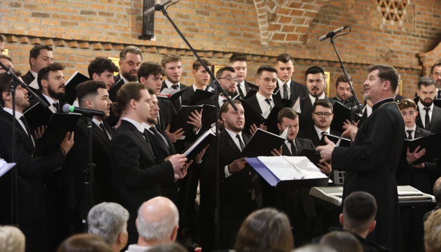 Concert de cântece ostășești în Baia Mare