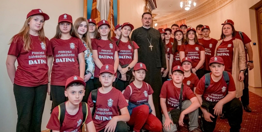 Tinerii din Parohia Ortodoxă Dumbrăvița lansează un amplu program de activități în perioada octombrie–decembrie 2025