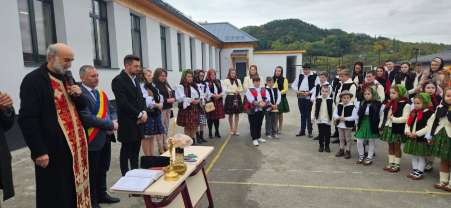 A fost inaugurat noul corp de clădire al Școlii „Tiberiu Utan” din Văleni