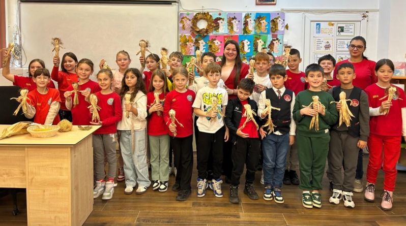 Caravana Atelierelor a ajuns la Școala Gimnazială „George Coșbuc” din Baia Mare