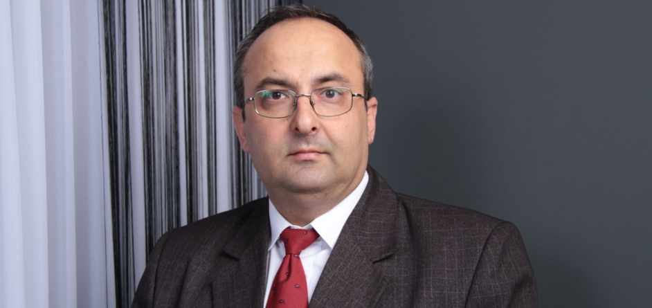 S-a stins din viață prof. Leonard Mardar, directorul Colegiului Național „Gheorghe Șincai” Baia Mare