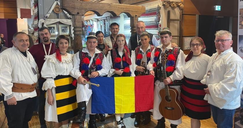 Maramureșeni prezenți la Salonul Internațional al Patrimoniului Cultural din Paris