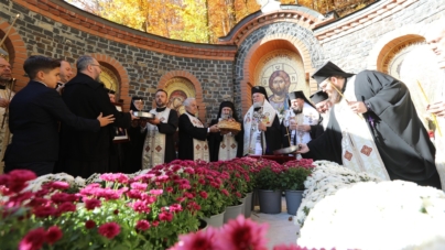 Parastas la Mănăstirea Rohia la 9 ani de la plecarea la cele veșnice a Înaltpreasfințitului Arhiepiscop Justinian