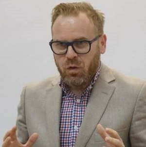 Ai carte, ai parte …