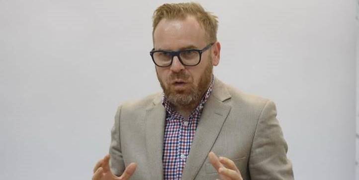 Ai carte, ai parte …