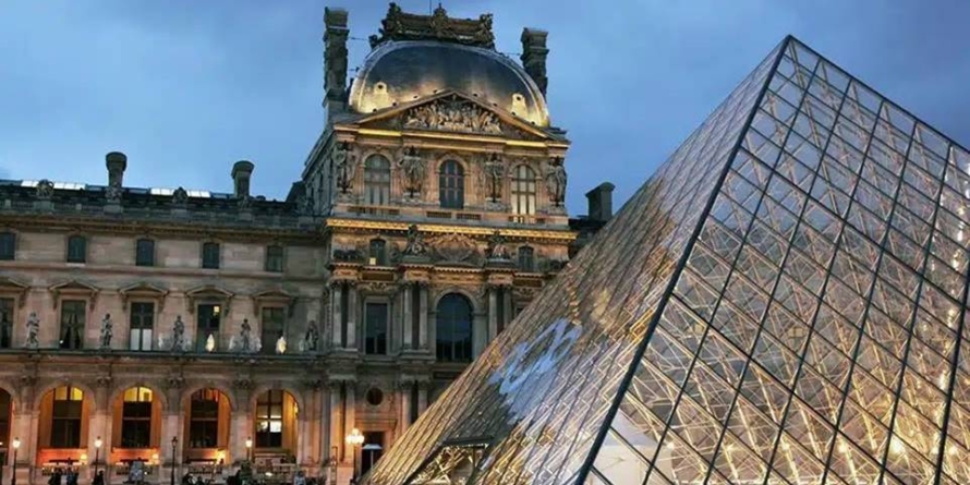 Astăzi dimineață – jaf spectaculos la Muzeul Luvru din Paris