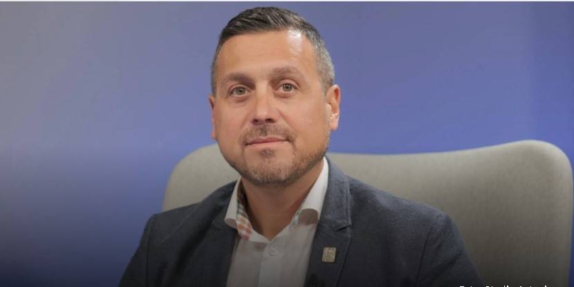 Am ales să promovăm tradițiile autohtone în locul unui obicei importat din Occident