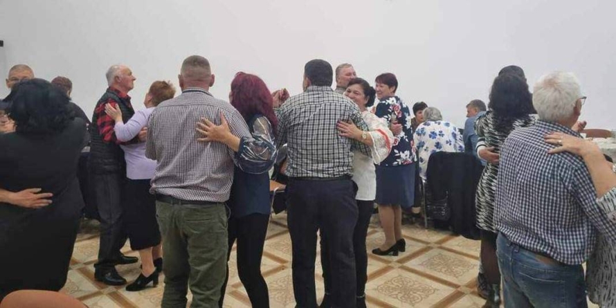 Tradiția continuă: „Balul Seniorilor”, la Căminul Cultural din Băiuț