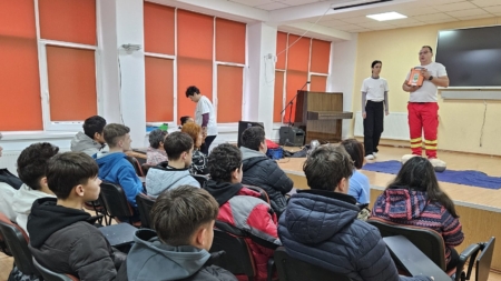 Elevii de la Colegiul Tehnic „George Barițiu” au învățat noțiunile de bază pentru acordarea primului ajutor