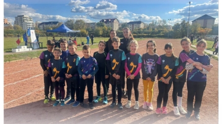 Sportivii secției de atletism din Baia Mare au fost medaliați la Concursul Interjudețean „Cupa Toamnei”