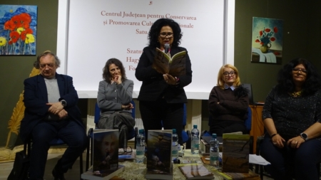 Scriitoarea Valeria Bilț a lansat două cărți la Centrul pentru Conservarea și Promovarea Culturii Tradiționale Satu Mare