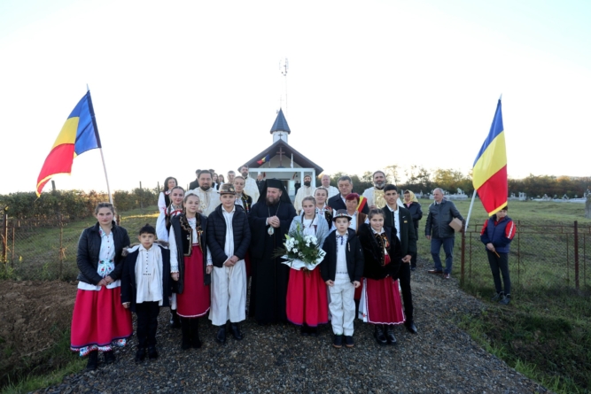 PS Părinte Timotei Sătmăreanul a sfințit capela de cimitir din Parohia Ortodoxă „Sfinții Arhangheli Mihail și Gavriil” din localitatea Solduba