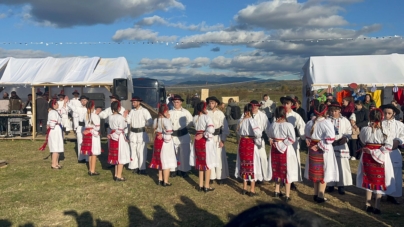 Ansamblul Casei de Cultură „Vasile Grigore Latiș” din Târgu Lăpuș, în programul artistic al evenimentului „Maramureș Balloon Fiesta”