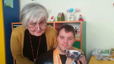 Eva Mazalik – vocea caldă care a dăruit cuvintelor sens