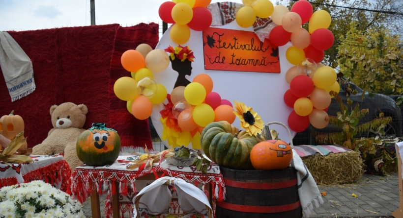 Festivalul Toamnei- ediția a V- a, a adus multă bucurie copiilor din Seini