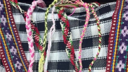 Atelier de lucru manual la Filiala Traian a Bibliotecii Județene