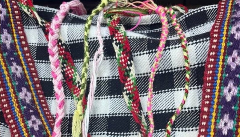 Atelier de lucru manual la Filiala Traian a Bibliotecii Județene