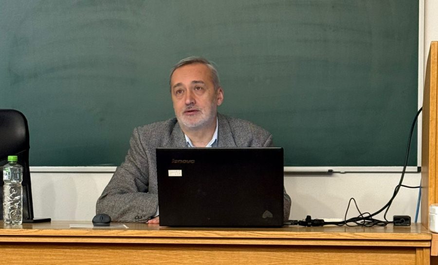 Identitatea narativă, un concept amplu dezbătut în cadrul masterclass-ului susținut de Ion Copoeru, în Baia Mare