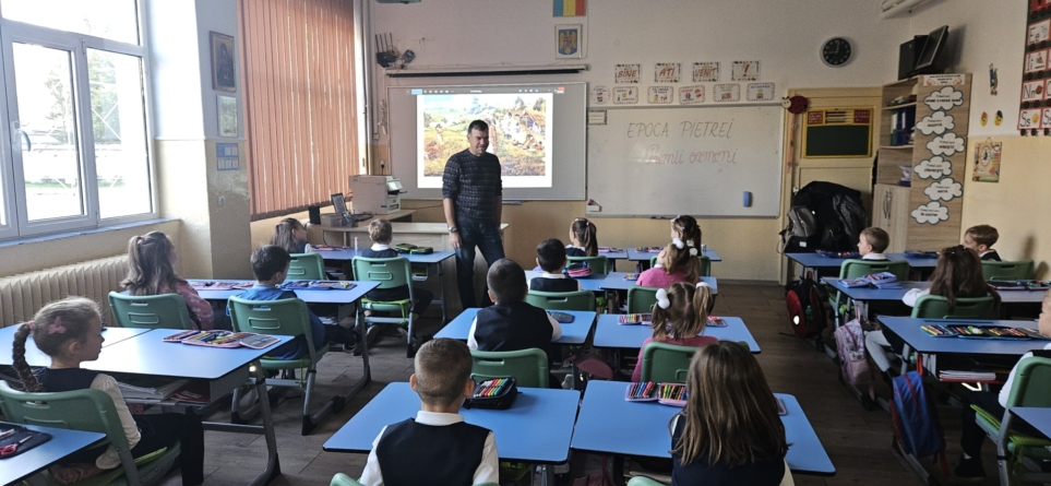 Lecție de istorie pentru elevii de la Școala Gimnazială „George Coșbuc” Baia Mare