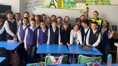 Întâlniri cu elevii în cadrul proiectului ”Scoate violența școlară din anonimat”