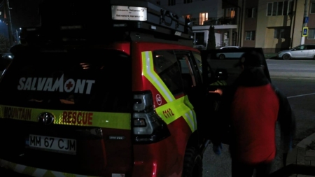 Misiune a salvamontiștilor în sprijinul unei femei de 89 de ani din Borșa