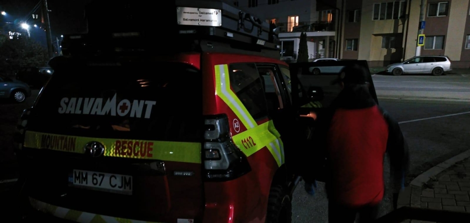 Misiune a salvamontiștilor în sprijinul unei femei de 89 de ani din Borșa