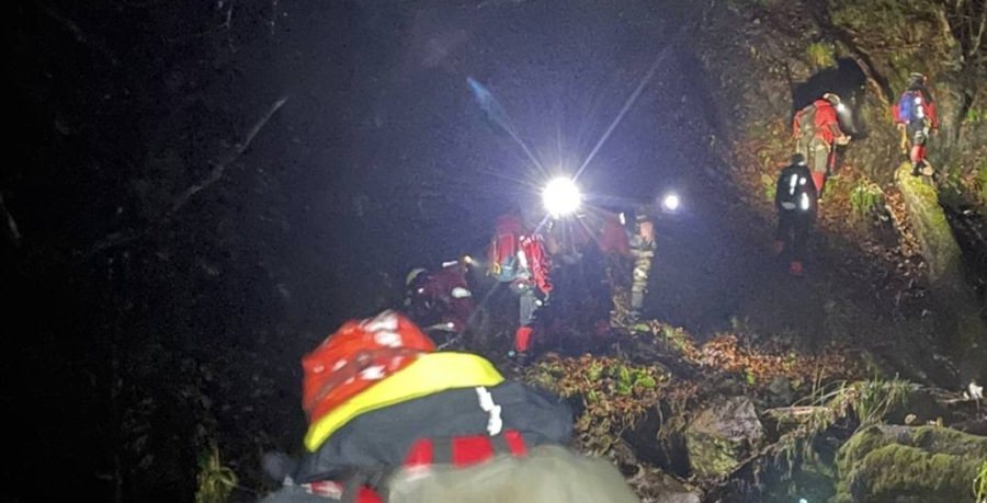 Două intervenții ale salvamontiștilor în Munții Maramureșului. Șase tineri au fost salvați