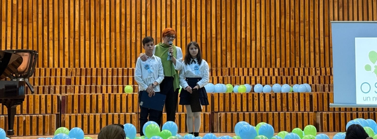 Evenimentul „O școală, un nume, o poveste” a marcat cei 60 de ani de existență a Școlii Gimnaziale „Avram Iancu” din Baia Mare