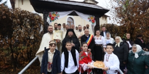 Slujire arhierească la Parohia Ortodoxă Negreia