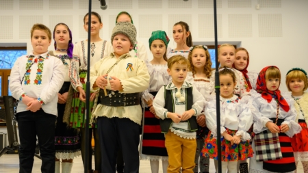 „Iată vin colindătorii… în Bontăieni!” – seară de colinde și bucurie la cea de-a III-a ediție a concertului devenit deja tradiție