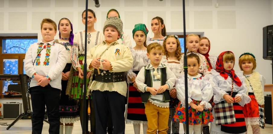 „Iată vin colindătorii… în Bontăieni!” – seară de colinde și bucurie la cea de-a III-a ediție a concertului devenit deja tradiție