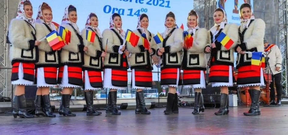 Spectacol de excepție organizat de Ansamblul Folcloric Național „Transilvania” de Ziua Națională