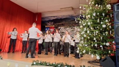 Concertul caritabil la Târgul de Crăciun din Tăuții Măgherăuș ajunge la cea de-a VIII-a ediție