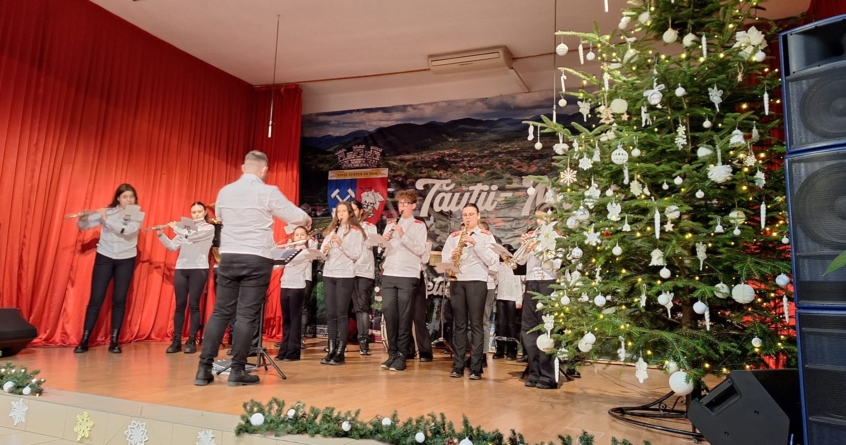 Concertul caritabil la Târgul de Crăciun din Tăuții Măgherăuș ajunge la cea de-a VIII-a ediție