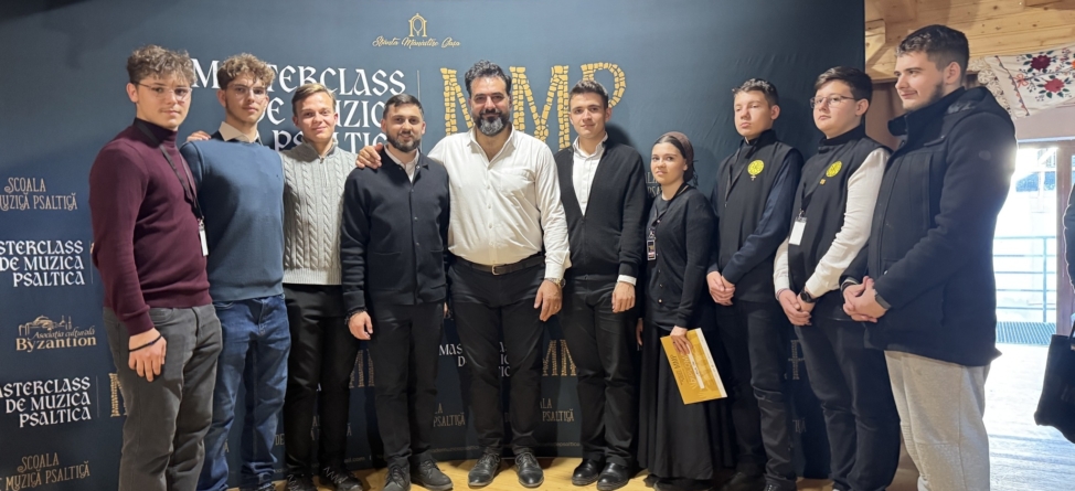 „Tinerii moroșeni” au participat la masterclassul de muzică psaltică susținut de prof. Adrian Sârbu