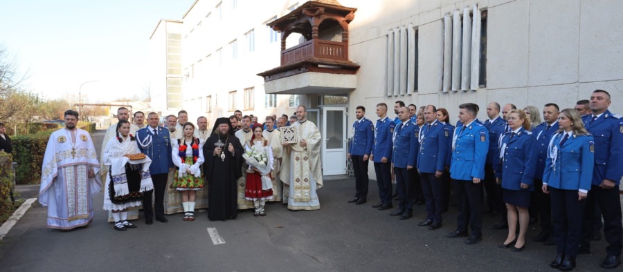 Jandarmii maramureșeni și-au sărbătorit ocrotitorii spirituali – Sfinții Arhangheli Mihail și Gavriil
